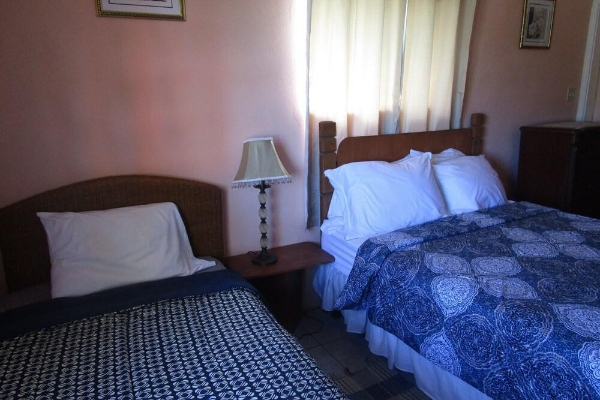 Hotel Ellen Bay Cottages (Coconut Hall)